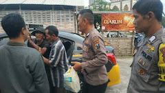 Anggota Polsek Jetis Gercep Tolong Warga Sakit