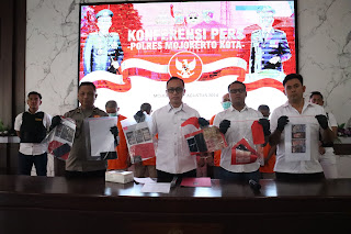 Tindak Tegas Pelaku Judi Online, Polres Mojokerto Kota Amankan 5 Penjual Chip
