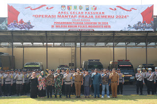 Sinergi Amankan Pilkada Serentak, Polres Mojokerto Kota Laksanakan Apel Gelar Pasukan Ops Mantap Praja