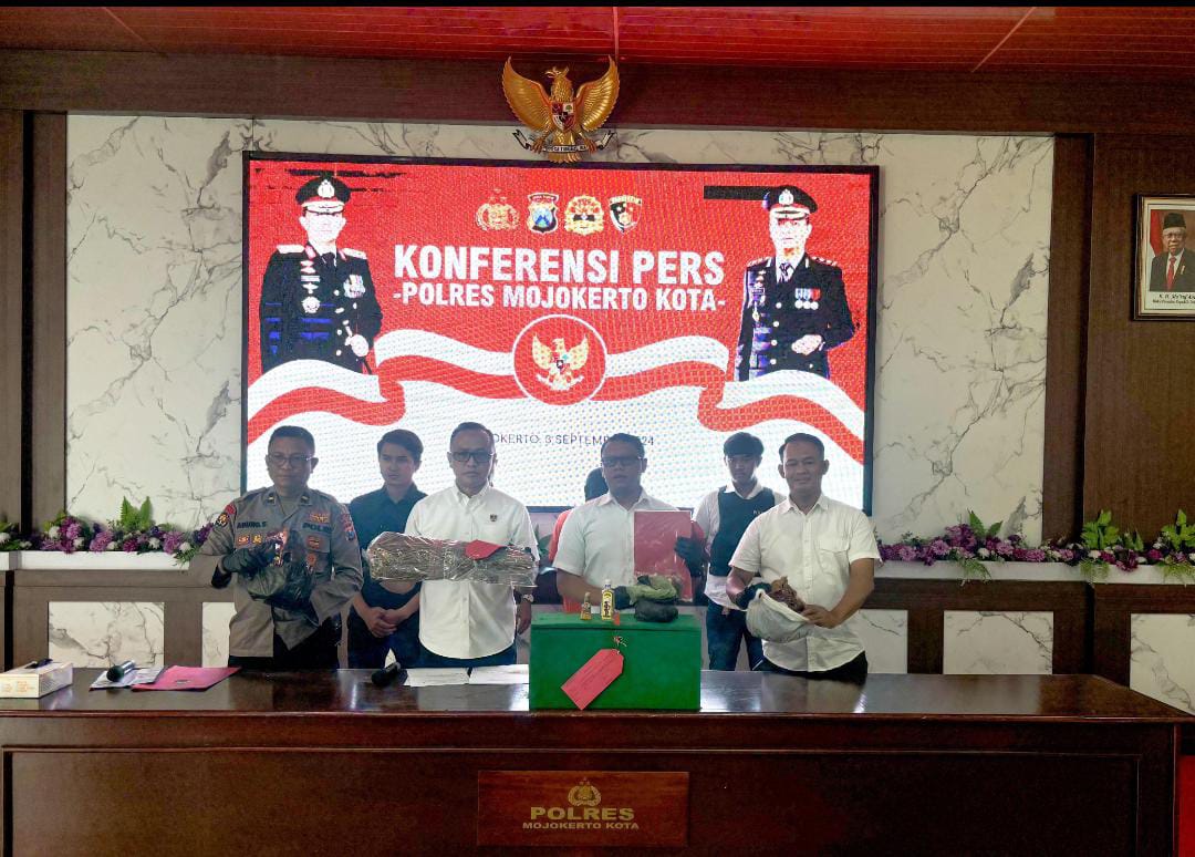 Dukun Pengganda Uang Gaib Ditangkap Polres Mojokerto Kota, Korban Tertipu Rp 325 Juta