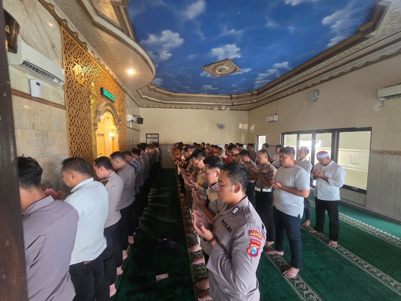 Do’akan Korban Bencana Alam Sumut, Sumbar dan Aceh, Polres Mojokerto Kota Gelar Sholat Ghaib Berjamaah