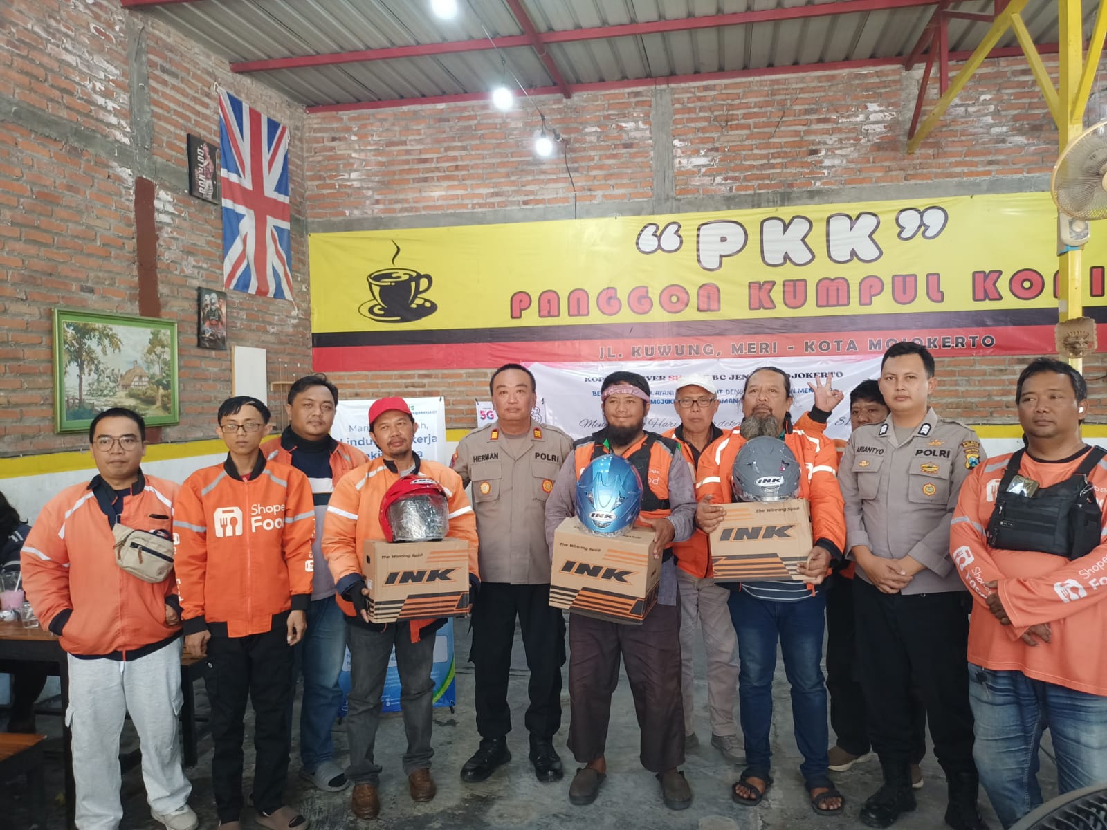 Merawat Kebersamaan Lewat Sabuk Kamtibmas, Polres Mojokerto Kota Bersinergi dengan Komunitas Driver Shopee Food